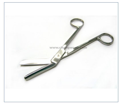 에피토미가위(Braun Episiotomy)2-3670 특별주문품으로발주일기준2-3일정도 후 출고가가능합니다